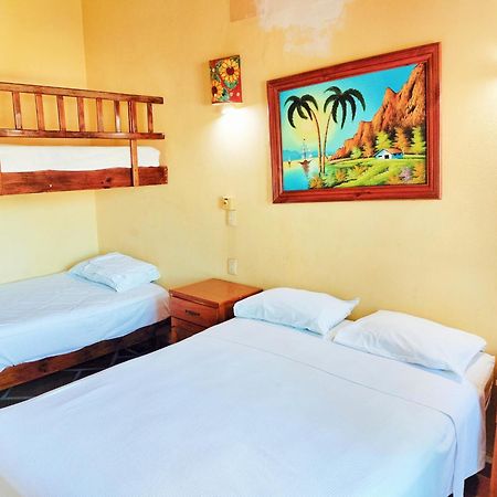 Posada Las Flores Los Ayala Eksteriør bilde