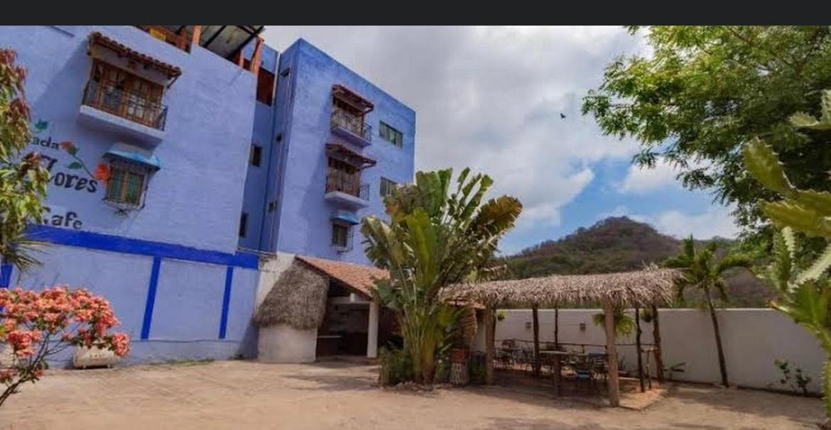 Posada Las Flores Los Ayala Eksteriør bilde